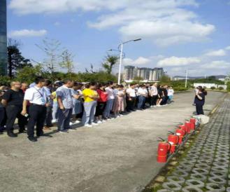 康美药业阆中生产基地开展消防实操灭火演练培